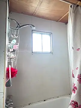 Imnotabatman45 online show from April 2026 11:17:02 PM