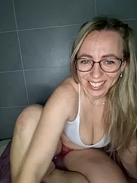 sole28 online show from April 2026 09:10:02 PM