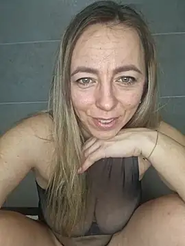 sole28 online show from February 2026 09:47:01 PM