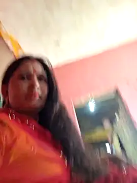 Your-shreya143 online show from May 2026 06:19:01 AM