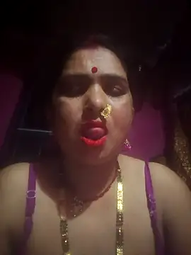 Your-shreya143 online show from April 2026 09:43:02 PM