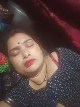 Your-shreya143 online show from June 2026 07:52:02 PM