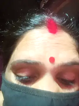 Your-shreya143 online show from February 2026 06:52:01 PM