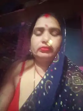 Your-shreya143 online show from April 2026 07:31:01 PM