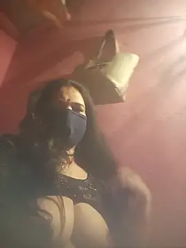 Your-shreya143 online show from December 2025 01:37:02 PM