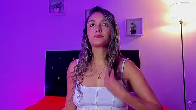 Victoria Rose  online show from January 2026 03:43:01 AM