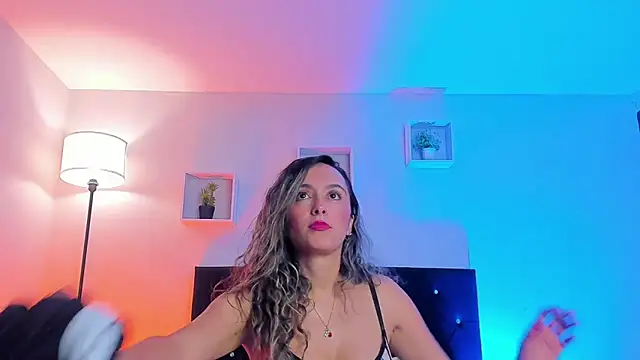 Victoria Rose  online show from February 2026 03:37:02 AM