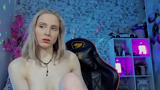 Gina Gina love online show from April 2026 01:09:02 AM