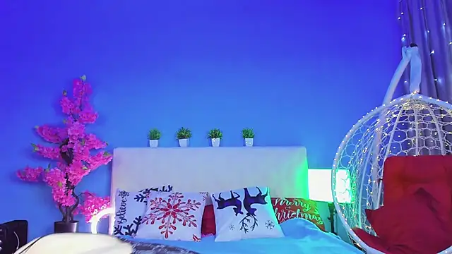 Snapshot of Gina_Gina_love chatting on February 2026 01:15:02 AM Gina Gina love online show from February 2026 01:15:02 AM