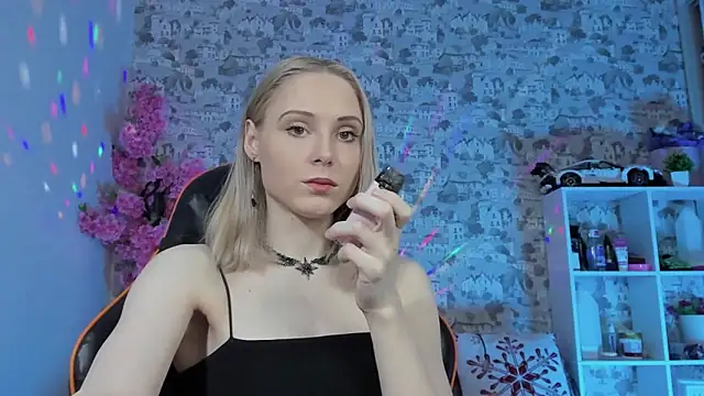 Gina Gina love online show from April 2026 01:08:02 AM