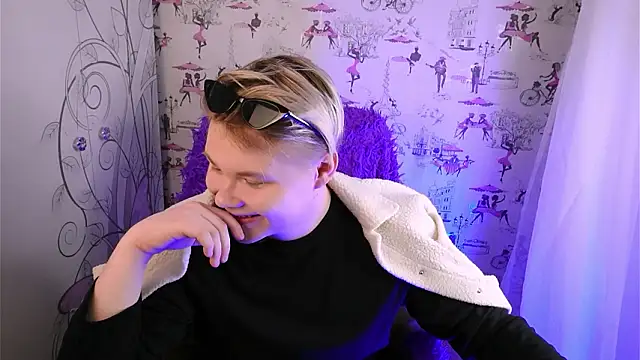 Snapshot of Brian_Mils chatting on February 2026 11:30:02 AM Brian Mils online show from February 2026 11:30:02 AM