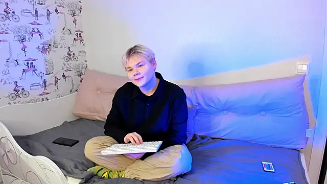 Brian Mils online show from December 2025 08:02:01 AM