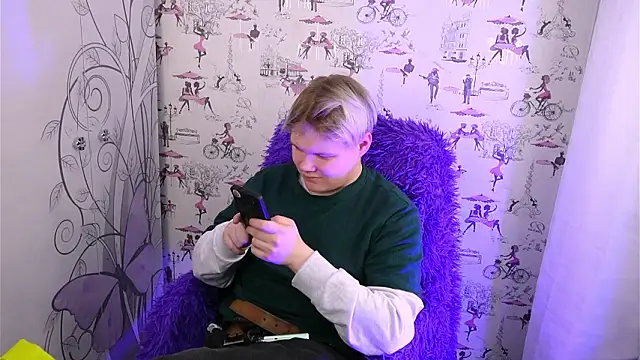 Snapshot of Brian_Mils chatting on February 2026 11:39:02 AM Brian Mils online show from February 2026 11:39:02 AM