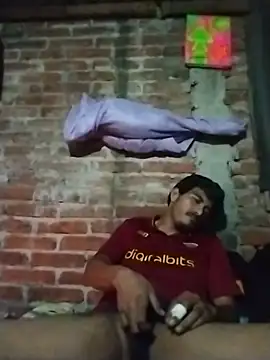 Snapshot of vergon911 chatting on February 2026 04:52:01 AM vergon911 online show from February 2026 04:52:01 AM