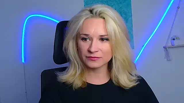 Melodie Aster online show from April 2026 11:28:01 AM