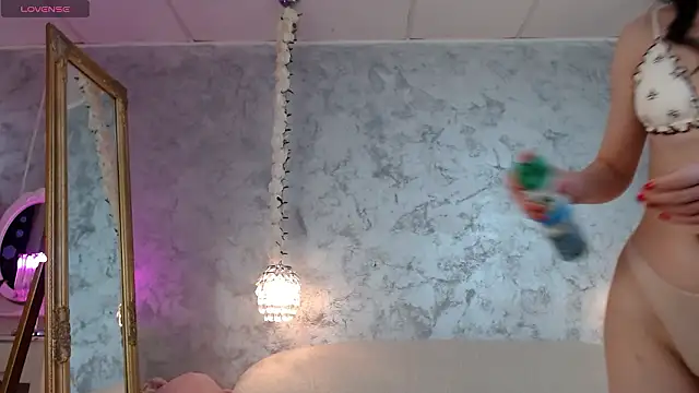 SilviaVanda online show from March 2026 08:04:01 AM