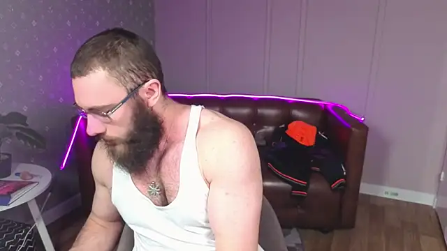 Snapshot of Ant_Power chatting on December 2025 09:44:01 AM Ant Power online show from December 2025 09:44:01 AM