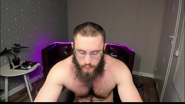 Snapshot of Ant_Power chatting on December 2025 08:59:02 PM Ant Power online show from December 2025 08:59:02 PM