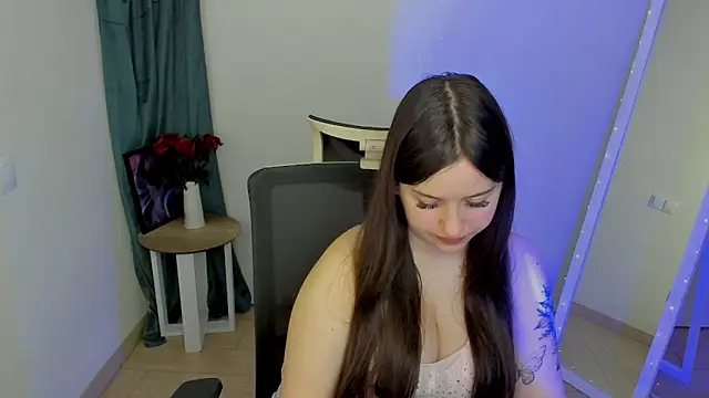 Lilu May online show from May 2026 01:51:01 PM