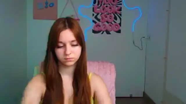 Lilu May online show from December 2025 06:45:02 PM