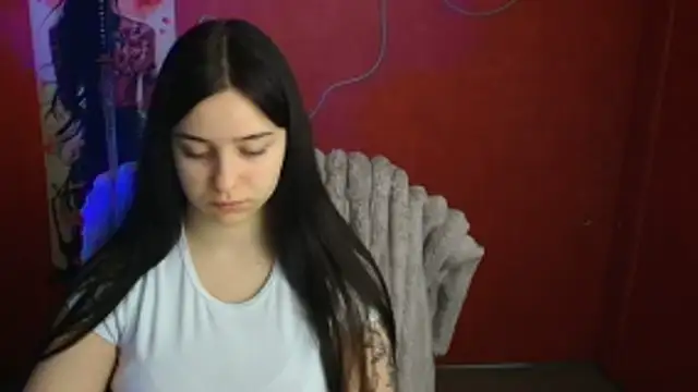 Lilu May online show from April 2026 11:18:02 AM