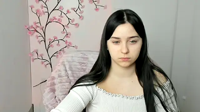 Lilu May online show from March 2026 01:06:01 AM