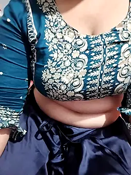 hottyrose69 online show from April 2026 07:57:01 AM