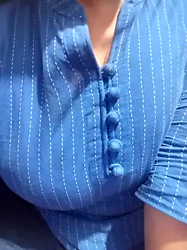 hottyrose69 online show from February 2026 07:20:02 AM