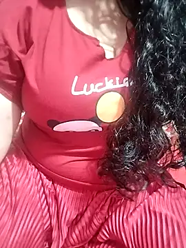 hottyrose69 online show from April 2026 02:35:01 PM