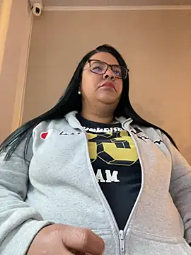 Snapshot of Carameloswing1 chatting on February 2026 12:26:01 PM Carameloswing1 online show from February 2026 12:26:01 PM