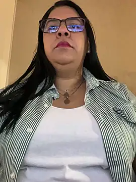 Snapshot of Carameloswing1 chatting on February 2026 12:16:02 PM Carameloswing1 online show from February 2026 12:16:02 PM