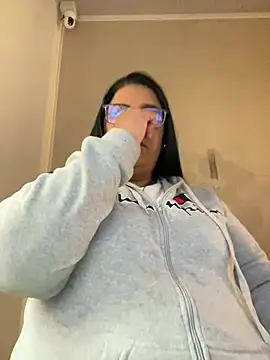 Carameloswing1 online show from April 2026 12:12:01 PM