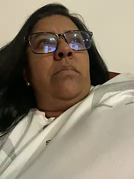 Snapshot of Carameloswing1 chatting on January 2026 09:35:02 PM Carameloswing1 online show from January 2026 09:35:02 PM