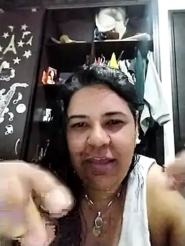 Snapshot of Carameloswing1 chatting on December 2025 11:40:01 PM Carameloswing1 online show from December 2025 11:40:01 PM