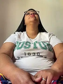 Snapshot of Carameloswing1 chatting on February 2026 02:58:01 PM Carameloswing1 online show from February 2026 02:58:01 PM