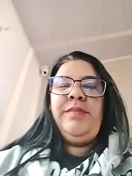 Snapshot of Carameloswing1 chatting on May 2026 01:14:02 PM Carameloswing1 online show from May 2026 01:14:02 PM