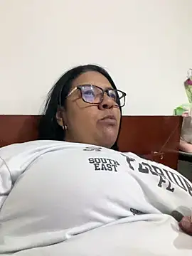 Carameloswing1 online show from March 2026 10:37:01 PM