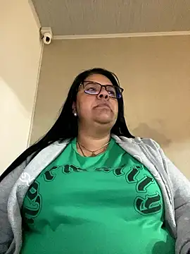 Snapshot of Carameloswing1 chatting on January 2026 12:39:01 AM Carameloswing1 online show from January 2026 12:39:01 AM