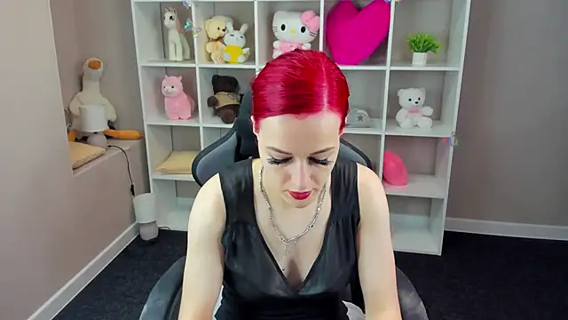 Snapshot of Linda_Jonys chatting on May 2026 08:12:02 AM Linda Jonys online show from May 2026 08:12:02 AM