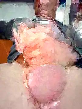 maaly1983 online show from April 2026 02:32:02 PM