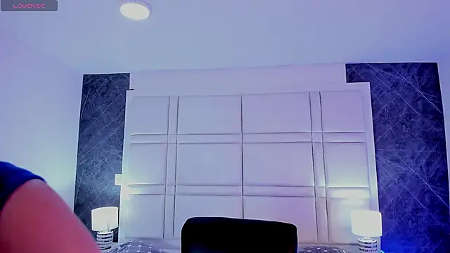 TiffanyHoustton online show from March 2026 12:32:01 PM