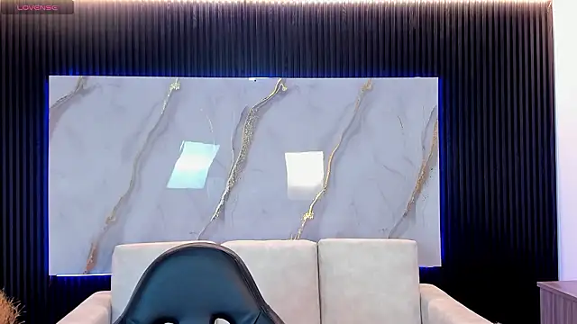 TiffanyHoustton online show from March 2026 11:54:01 AM