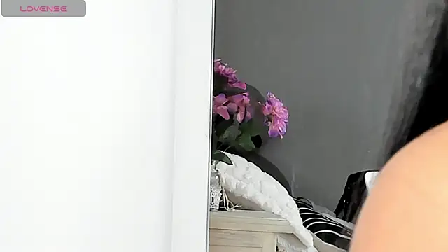 lya  brown online show from February 2026 01:05:02 PM