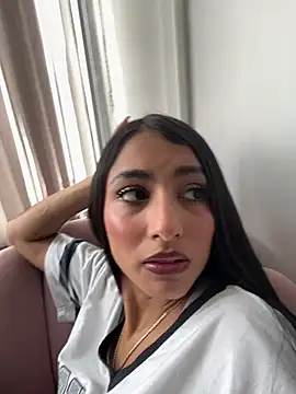 lya  brown online show from April 2026 02:32:02 PM