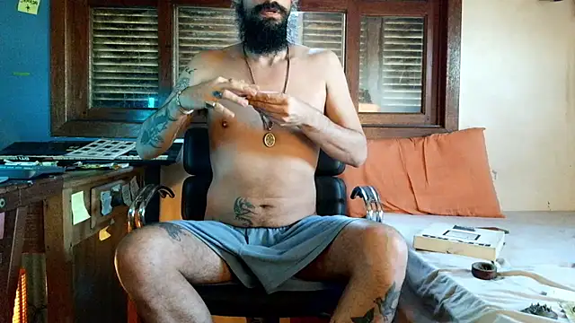 Snapshot of ooproprio chatting on June 2026 10:43:02 AM ooproprio online show from June 2026 10:43:02 AM