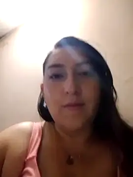 Valeria montana  online show from February 2026 11:15:01 PM