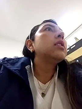 Valeria montana  online show from March 2026 12:47:01 PM