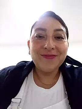 Valeria montana  online show from June 2026 12:05:02 PM