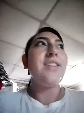 Valeria montana  online show from January 2026 11:00:02 PM