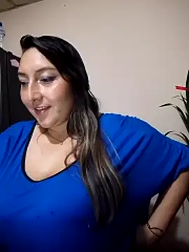 Valeria montana  online show from December 2025 11:44:02 PM